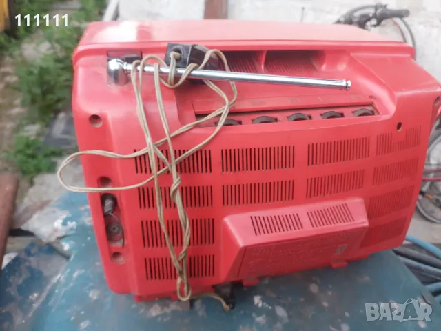 Стар телевизор за колекционери работещ , снимка 3 - Други ценни предмети - 38520774