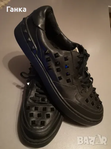 Естествена кожа Valentino Garavani намалям на 90лв, снимка 8 - Спортно елегантни обувки - 47474100