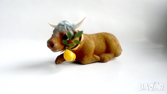 от 1960-те крава бик кимащ - декор на таблото за кола - кимаща глава, снимка 1