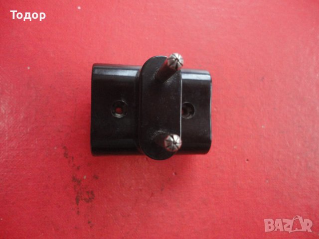 Немски бакелитов разклонител щепсел 3 Райх 1, снимка 2 - Антикварни и старинни предмети - 43526564