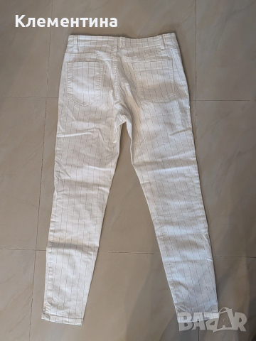 дънки Stradivarius , снимка 2 - Дънки - 47480604