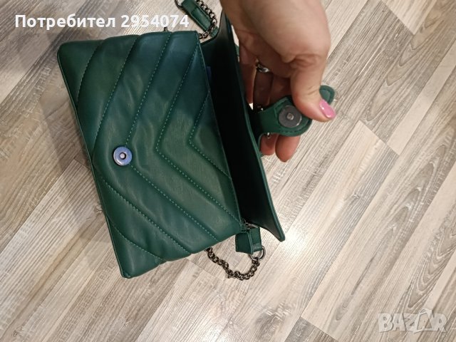 малка чантичка в зелено 22лв, снимка 3 - Чанти - 43821933