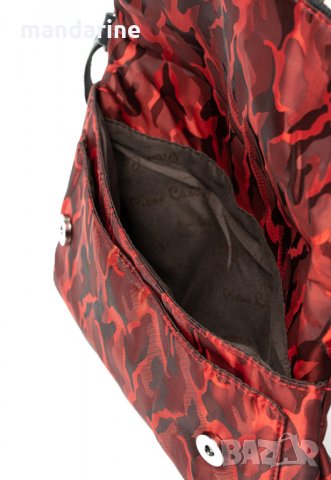 ПРОМО 🍊 PIERRE CARDIN 🍊 Оригинална чанта за през рамо в тъмно червено 30х23х2 см нова с етикети, снимка 6 - Чанти - 28394937