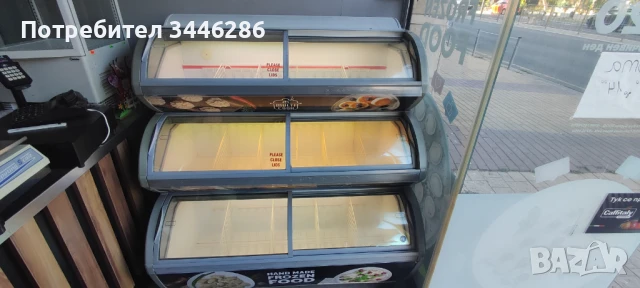 Витрина фризер тройна за сладолед 