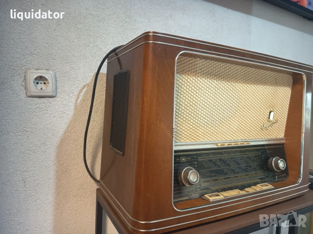 Старо радио Olimpia, снимка 3 - Радиокасетофони, транзистори - 53519099