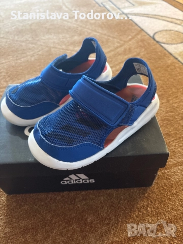 Сандали Adidas, снимка 2 - Детски сандали и чехли - 52256264