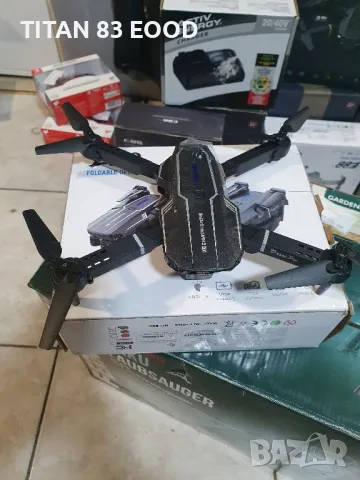 Дрон E88 PRO, 4K, сгъваеми ръце, 2 камери