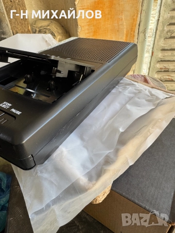 Радио касетофон, снимка 3 - Радиокасетофони, транзистори - 52125993