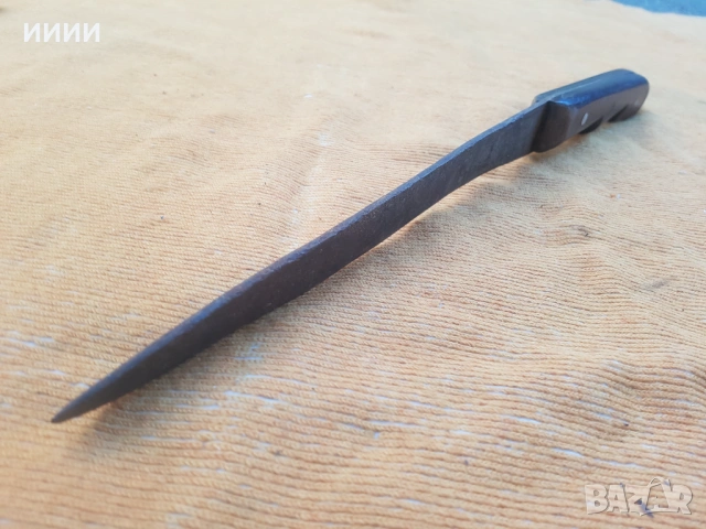 Ятагановиден нож 