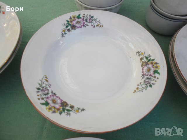 Български порцелан чинии,купи сосиера  37 части, снимка 3 - Чинии - 34882052