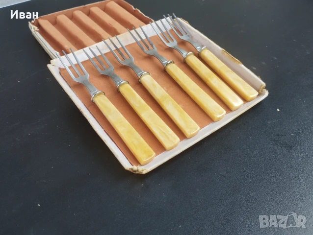 Руски комплект вилици за десерт, снимка 5 - Антикварни и старинни предмети - 51059115