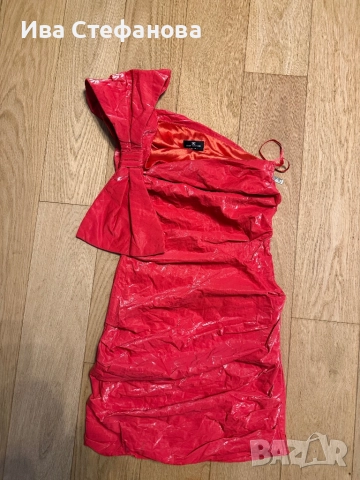 Нова парти кактейлна елегантна официална с пандела малинова рокля Elisabetta Franchi , снимка 11 - Рокли - 52749356