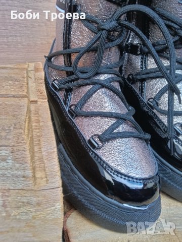 Дамски зимни апрески в цвят черен и златист с връзки, снимка 2 - Дамски ботуши - 43145390