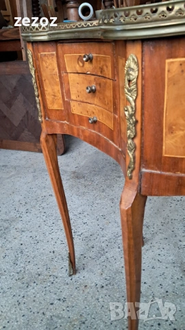 Шкаф с бъбрековидна форма, снимка 4 - Шкафове - 53034181