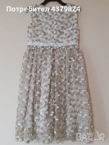 Нова немска рокля е бродирана със златни конци р.134,146, снимка 2 - Детски рокли и поли - 49860830