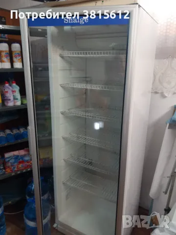 Хладилна витрина