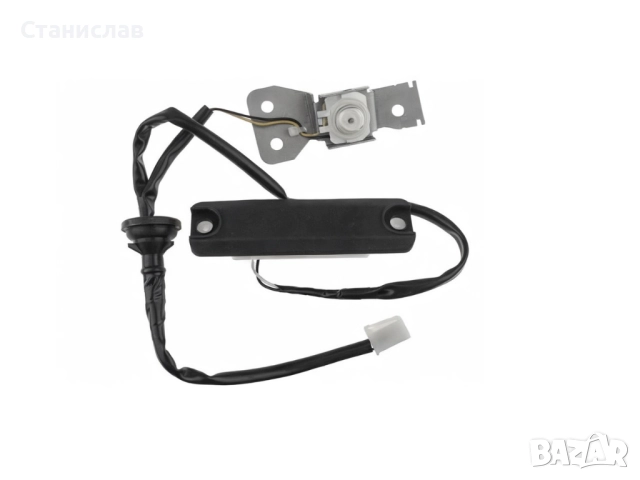 Бутон за ел багажник Toyota Prius MK2, снимка 4 - Части - 52305579