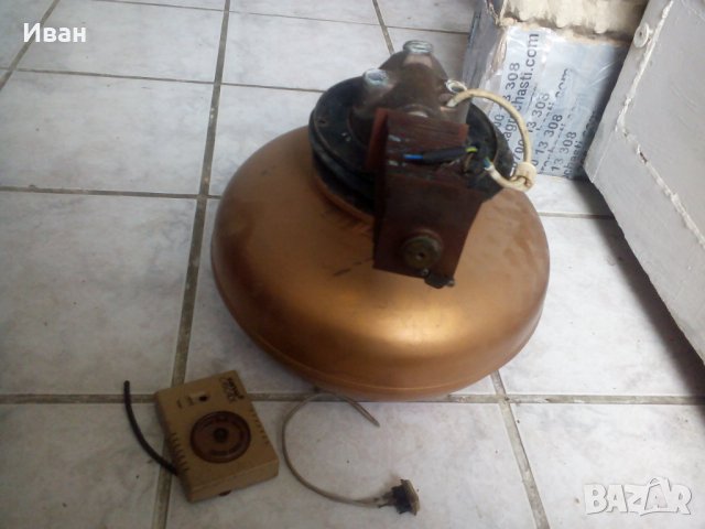  бойлер бронзов на гас и ток от каравана Табер,работи разглобен е ,става за казанче домашно за ракия, снимка 2 - Газови котлони - 34384240