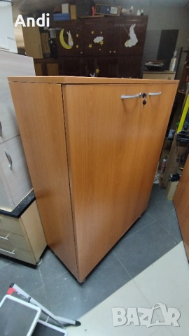 Двукрил гардероб - офис шкаф със заключване 100/42/135см., снимка 13 - Гардероби - 53201719