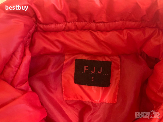 Яке размер s, снимка 2 - Детски якета и елеци - 52489906