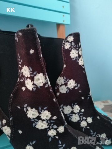 Боти на цветя, снимка 5 - Дамски боти - 28339816