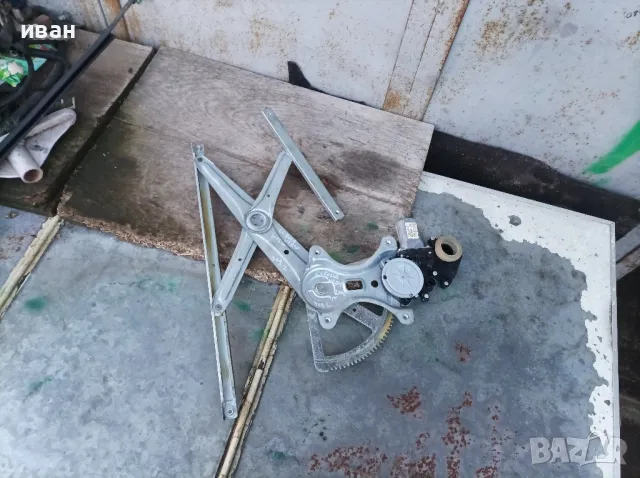 Заден ляв Ел стъкло повдигач за Тойота Корола Версо. 2006 год., снимка 8 - Части - 48872135