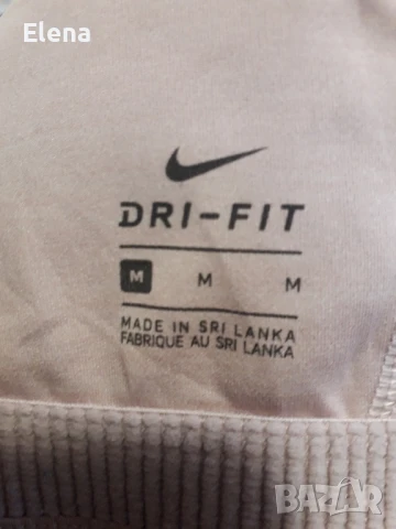 Спортен сутиен Nike, снимка 3 - Спортни екипи - 50924761