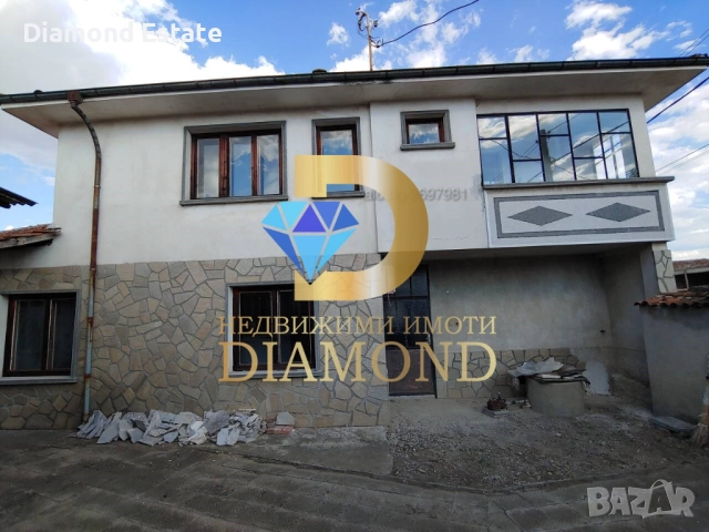 Двуетажна къща в село Дълбок извор, общ. Първомай, снимка 3 - Къщи - 47713160