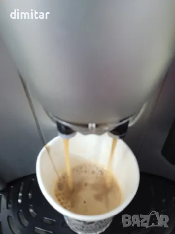 Кафе автомат Delonghi Magnifica , снимка 4 - Кафемашини - 48307677