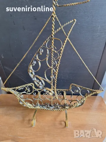 стар метален сувенир кораб, снимка 2 - Декорация за дома - 50410645