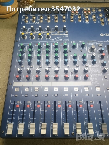 пулт YAMAHA MG124CX, снимка 2 - Ресийвъри, усилватели, смесителни пултове - 53419397