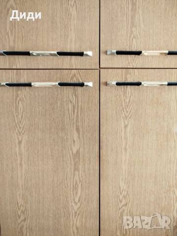 Подарявам голям гардероб , снимка 3 - Гардероби - 52844726