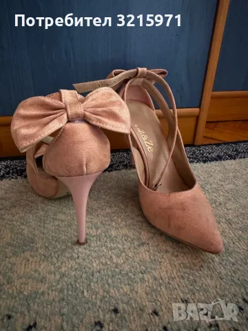 Елегантни дамски обувки в панделка 