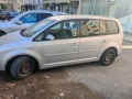 Vw Touran 2.0 tdi , снимка 3