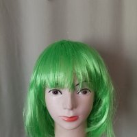  Неоново зелена перука с бретон , снимка 4 - Аксесоари за коса - 37225069