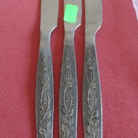 Три стари ножа от соца красива орнаментика за КОЛЕКЦИЯ ДЕКОРАЦИЯ БИТОВ КЪТ 23556, снимка 4 - Други ценни предмети - 43849209