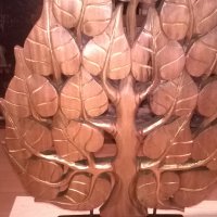 *ГОЛЯМО ДЪРВО-ДЪРВО с листа - фигура дърворезба на поставка ръчна изработка, снимка 8 - Колекции - 27397021