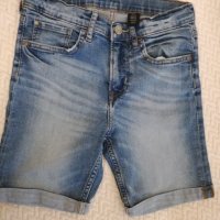 Къси дънки,детски на H&M, снимка 1 - Детски къси панталони - 32247903