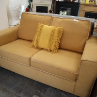 Двуместен диван - цвят охра, снимка 4 - Дивани и мека мебел - 43116428
