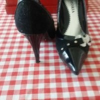 Дамски обувки, снимка 2 - Дамски обувки на ток - 39556898