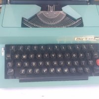 Пишеща машина Maritsa 30, снимка 1 - Други ценни предмети - 32479683