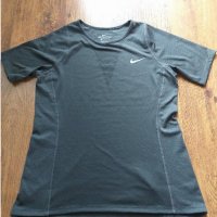 Nike Zonal Cooling - страхотна дамска тениска КАТО НОВА, снимка 7 - Тениски - 33443746