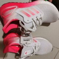 Дамски маратонки Adidas 37,5, снимка 10 - Маратонки - 37912977