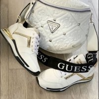 Дамска чанта и спортни обувки Guess, снимка 1 - Дамски ежедневни обувки - 29049169