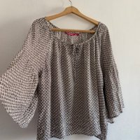 Красива блуза, снимка 3 - Блузи с дълъг ръкав и пуловери - 26890652
