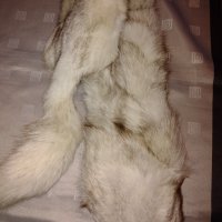  Шал яка от полярна бяла лисица , снимка 1 - Шапки - 19116831