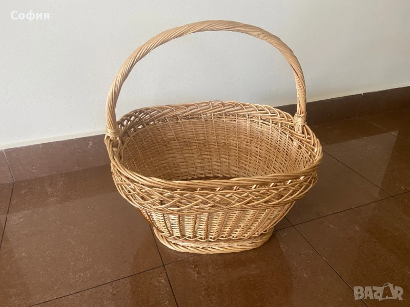 Кошница плетена на ръка, снимка 1