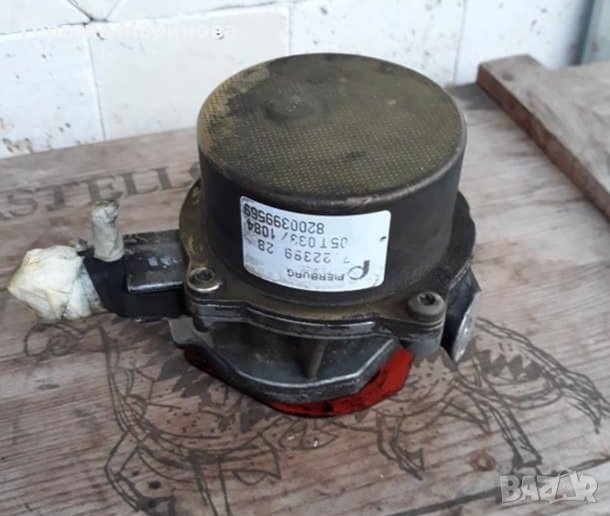 Вакуумна помпа за renault modus 1,5d 2005, снимка 1