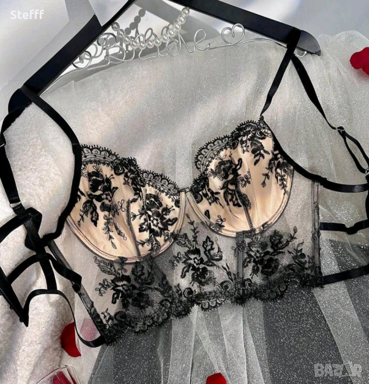 Дантелено бюстие, снимка 1