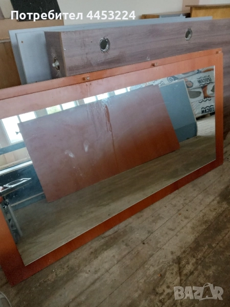 Пробна за магазин за дрехи и решетка за стена за аксесоари , снимка 1